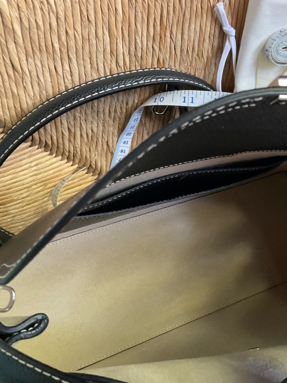 Toteme T-Lock Top Handle Bag Black - Picture 8 of 10